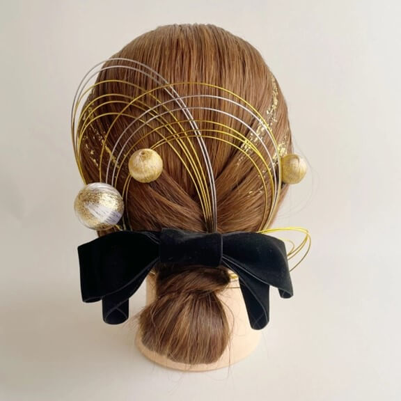 幅広ベロアリボン と水引きの髪飾り